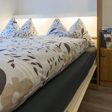 Amara Apartman *